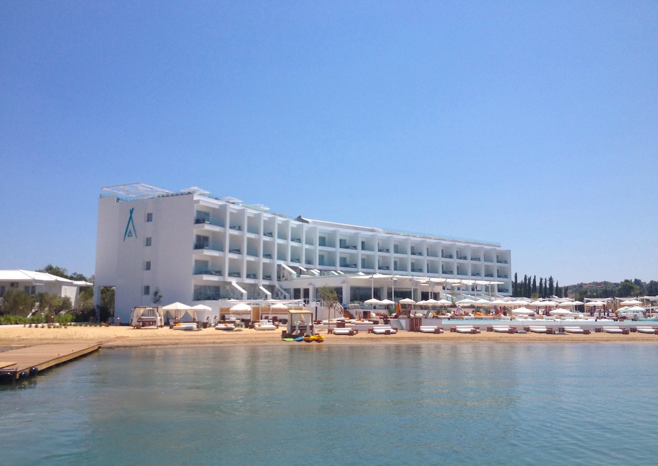discovering-nikki-beach-porto-heli-we-are-travel-girls
