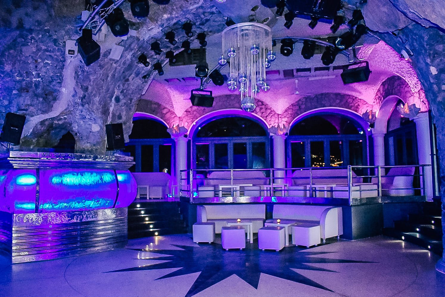 20 Things To Do In Positano | We Are Travel Girls