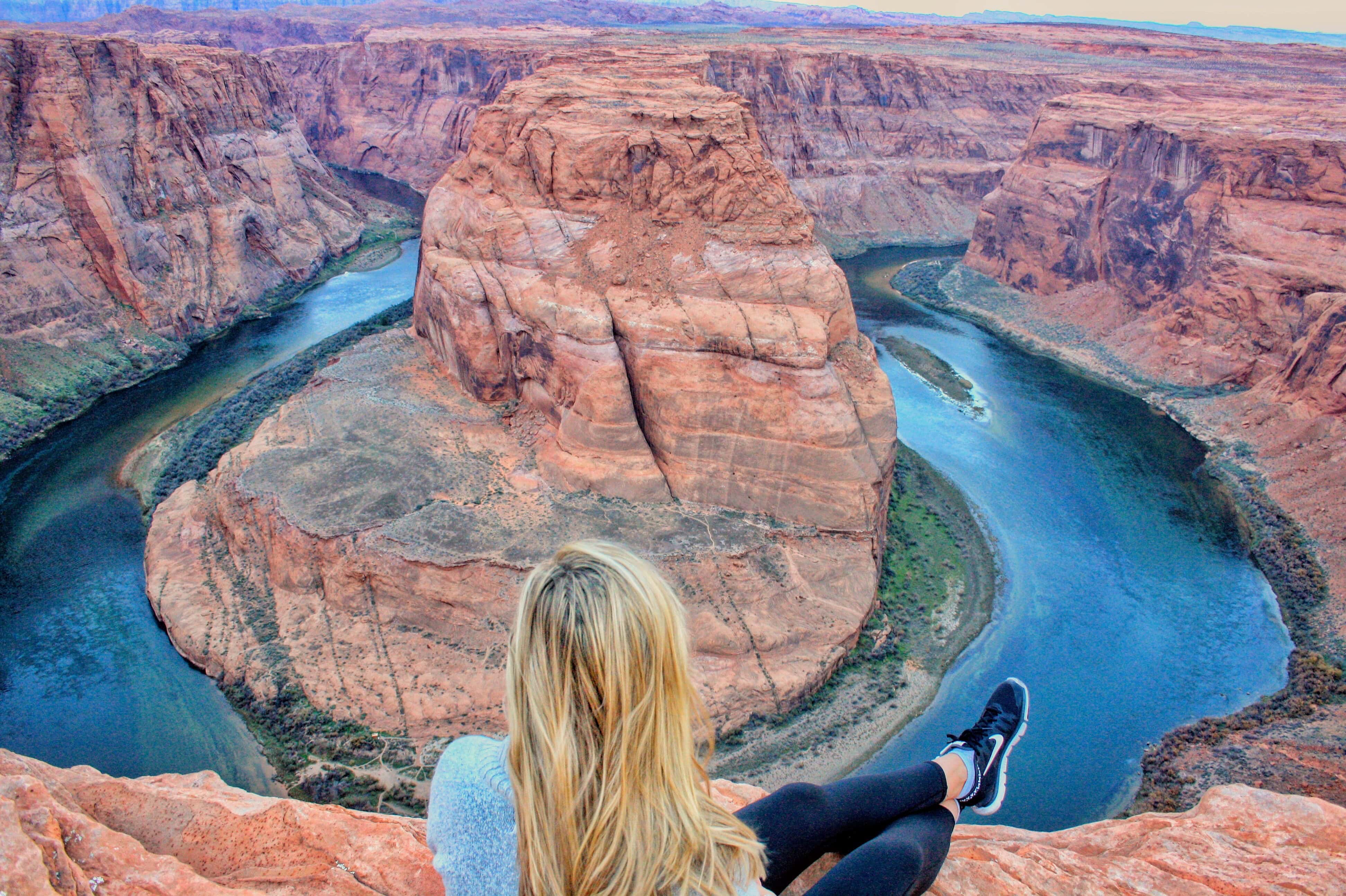 is horseshoe bend in antelope canyon