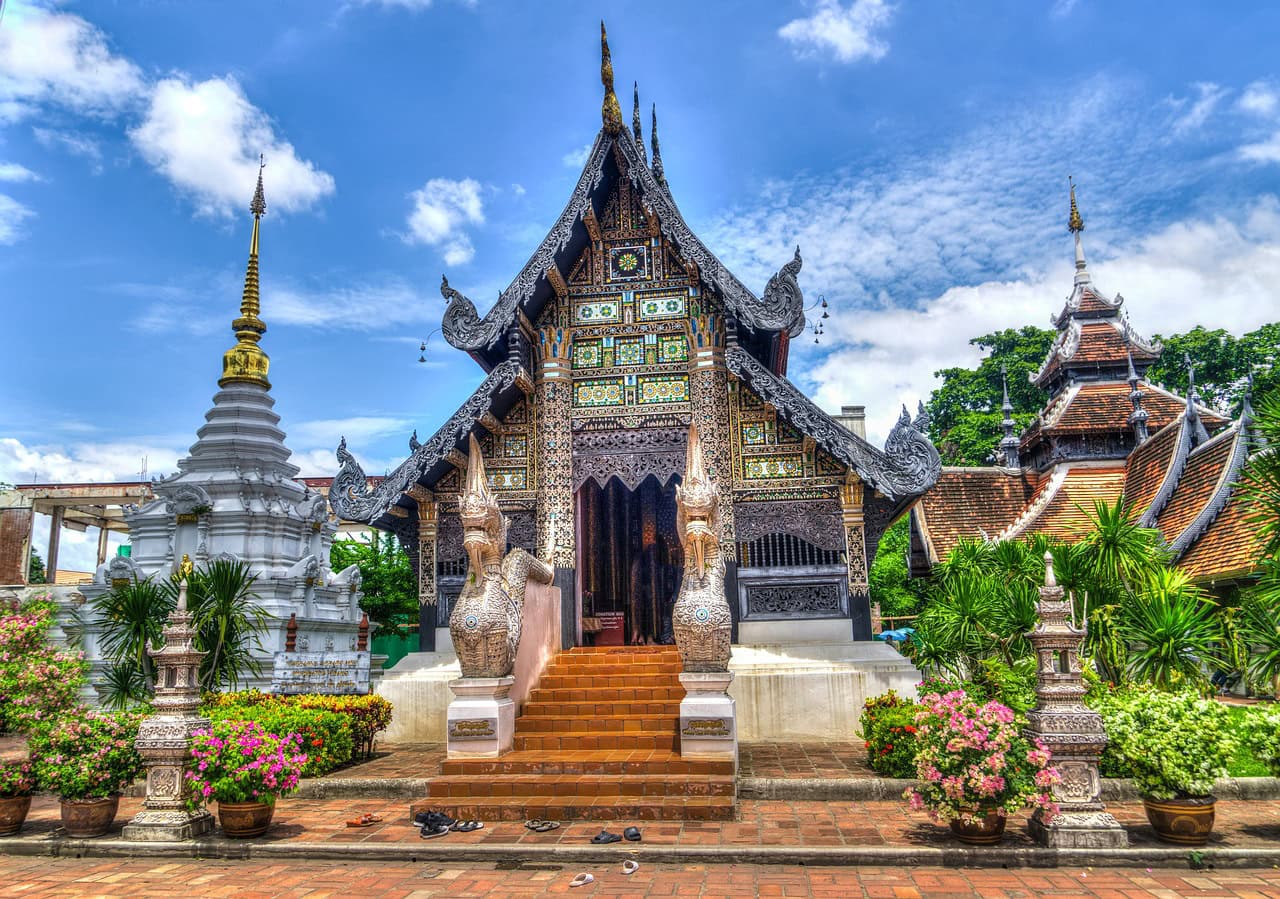 How To Spend 3 Days In Chiang Mai Thailand We Are Travel Girls