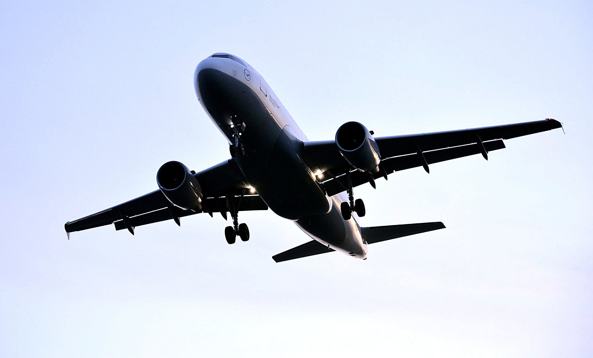 Top 10 Budget Travel Tips and Tricks You Need to Keep In Mind